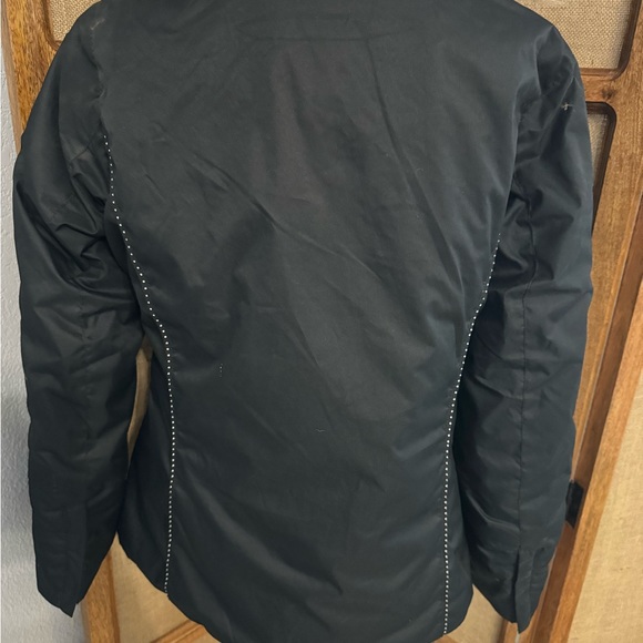 Gorgeous black ski type jacket - Picture 4 of 7